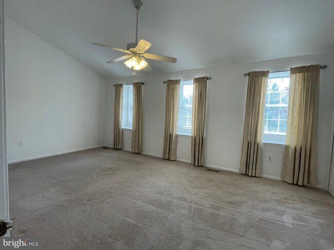 Building Photo - 12235 Tildenwood Dr