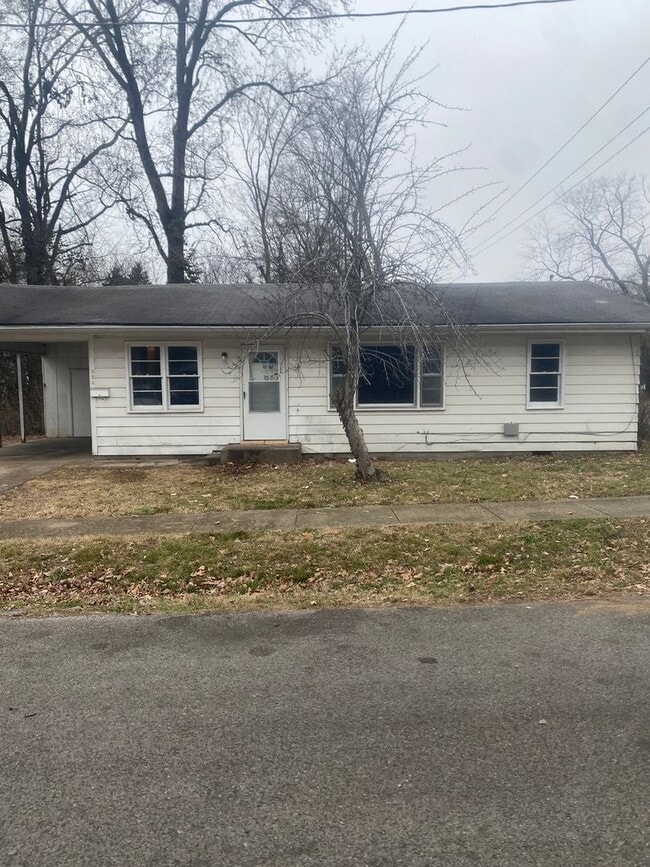 Building Photo - 524 N Allyn St