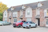 Building Photo - 1730 N Chestnut Ave