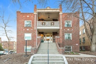 Building Photo - 970 N Pearl St