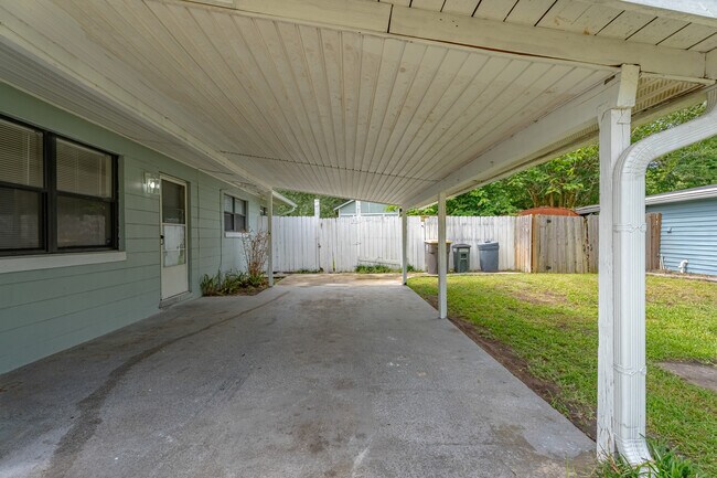 Building Photo - 6766 Londonbridge Ln