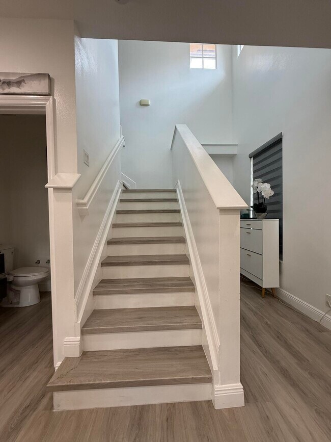 Building Photo - 9114 Villa Palma Ln