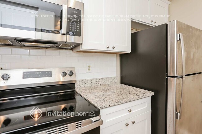 Building Photo - 1847 Rainbow Ln