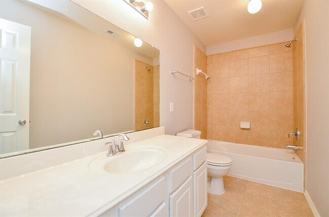 Building Photo - 25418 Lockspur Dr