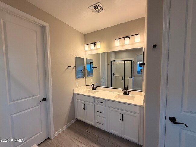 Building Photo - 19128 W Solano Dr