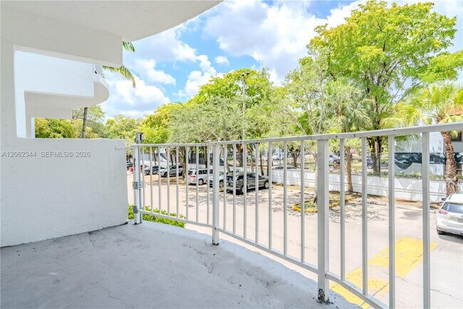Building Photo - 482 NW 165th St