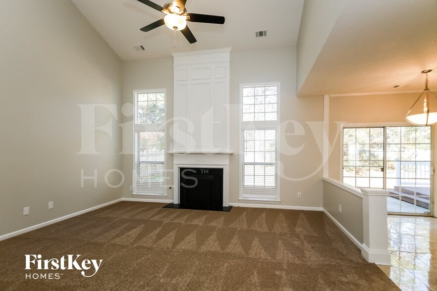Building Photo - 806 Cataya Cove