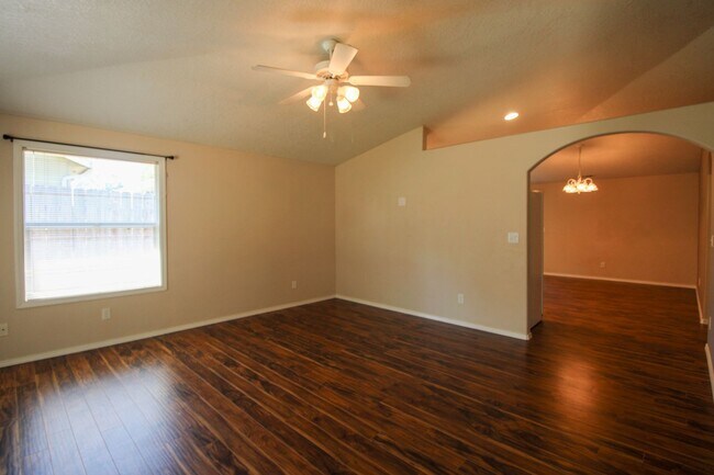 Building Photo - 3882 Lone Oak Rd SE