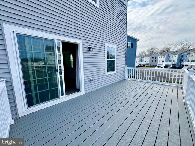 Building Photo - 547 Lewes Landing Rd