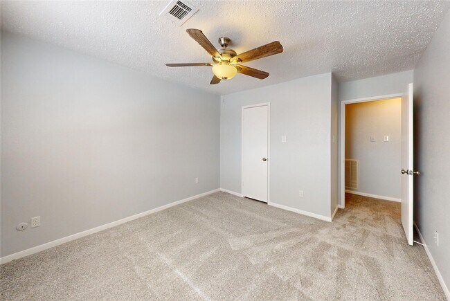 Building Photo - 14147 Misty Meadow Ln