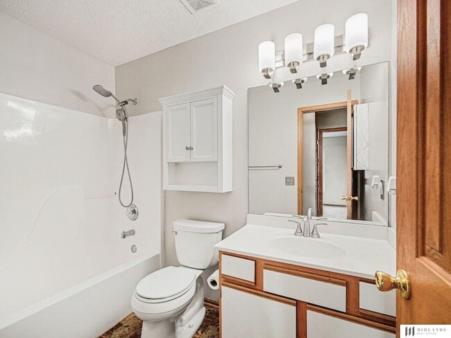 Building Photo - 2707 Canyon Cir