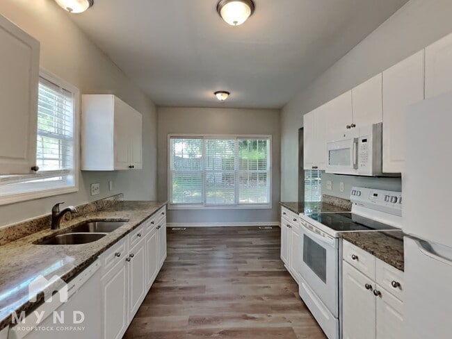 Building Photo - 4253 Beacon Crest Way