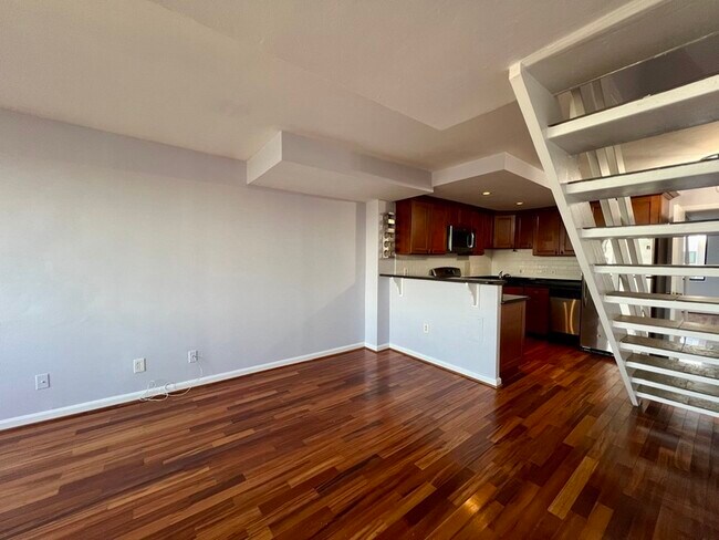 Building Photo - 1245 13th St NW