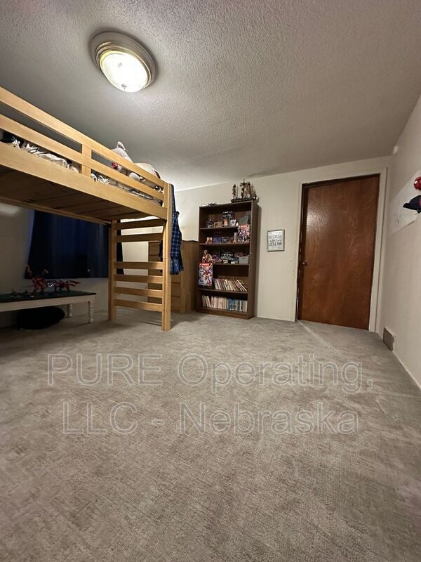 Building Photo - 12904 Marcy St