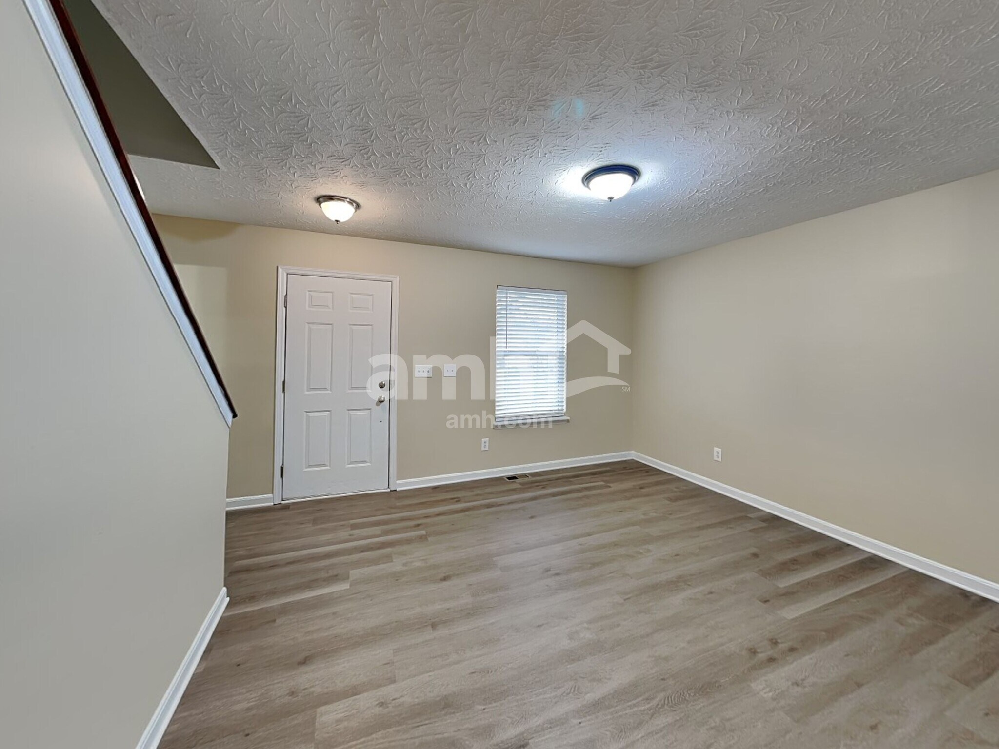 Building Photo - 11 Glenpark Ct