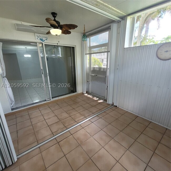 Building Photo - 1114 NW 124th Ct
