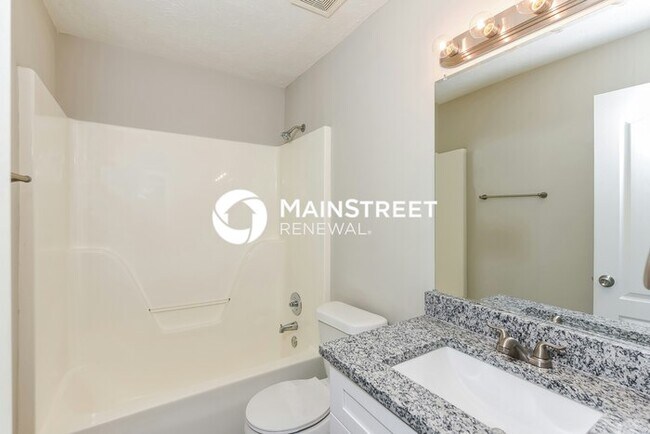 Building Photo - 3 Bedroom Pet-Friendly Home in COVINGTON, GA with Main Street Renewal