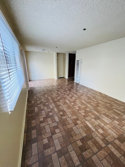 Living Room/Dining Room - 14025 Chadron Ave