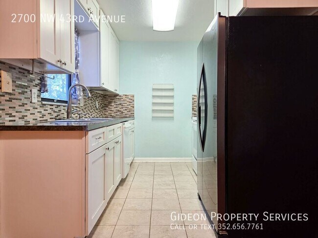 Building Photo - 2700 NW 43rd Ave