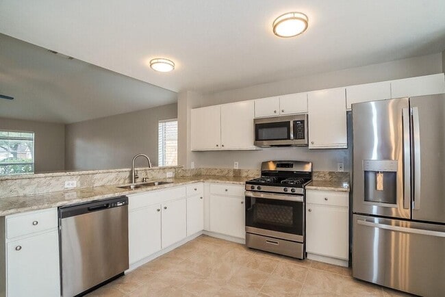 Building Photo - 3722 Colleen Woods Cir