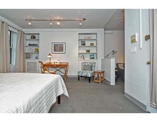 Building Photo - 43 Charles St