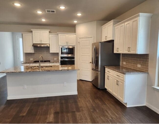 Building Photo - 3305 Ironstone Rd