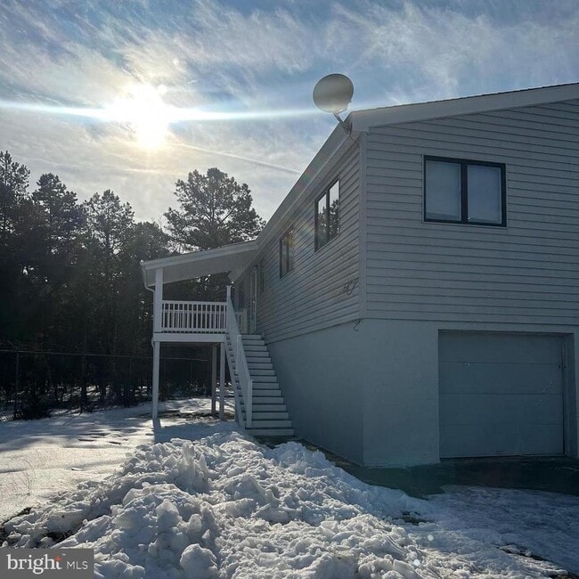 Building Photo - 1501 S Wade Blvd