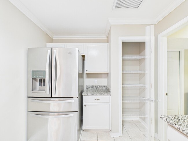 Building Photo - 1912 Spiller Way