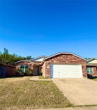 Building Photo - 3201 Royal Crest Dr