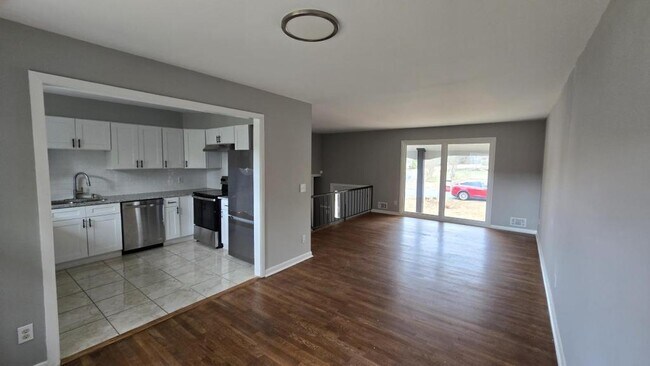 Building Photo - 4339 Sasanqua Ct