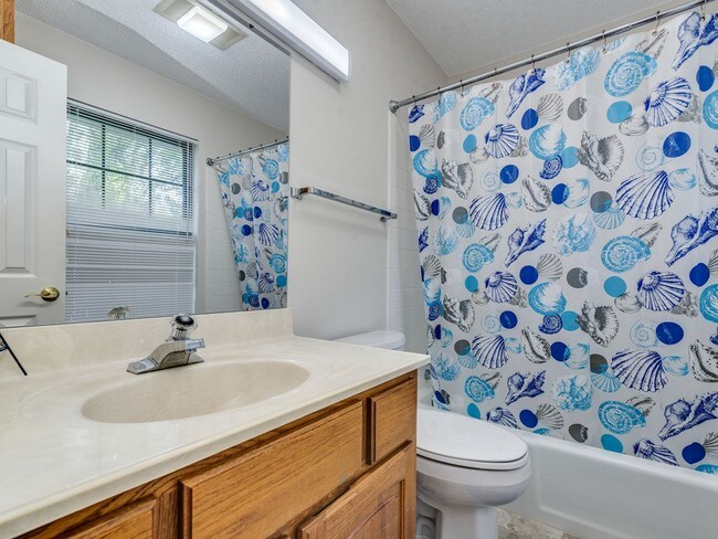 Building Photo - 9305 Springwood Dr