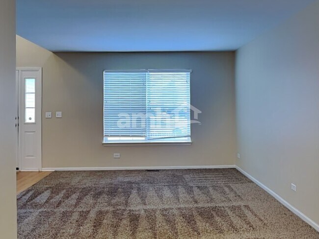 Building Photo - 1906 Landings Ct