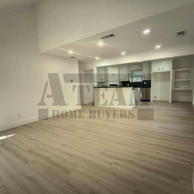 Building Photo - Fully remodeled 4-bedroom, 2-bathroom home