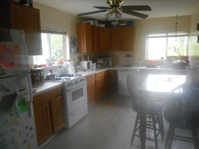 Building Photo - 1627A E Belleview Pl