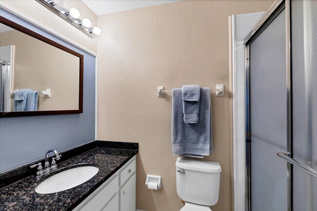 Building Photo - 1531 Placida Rd