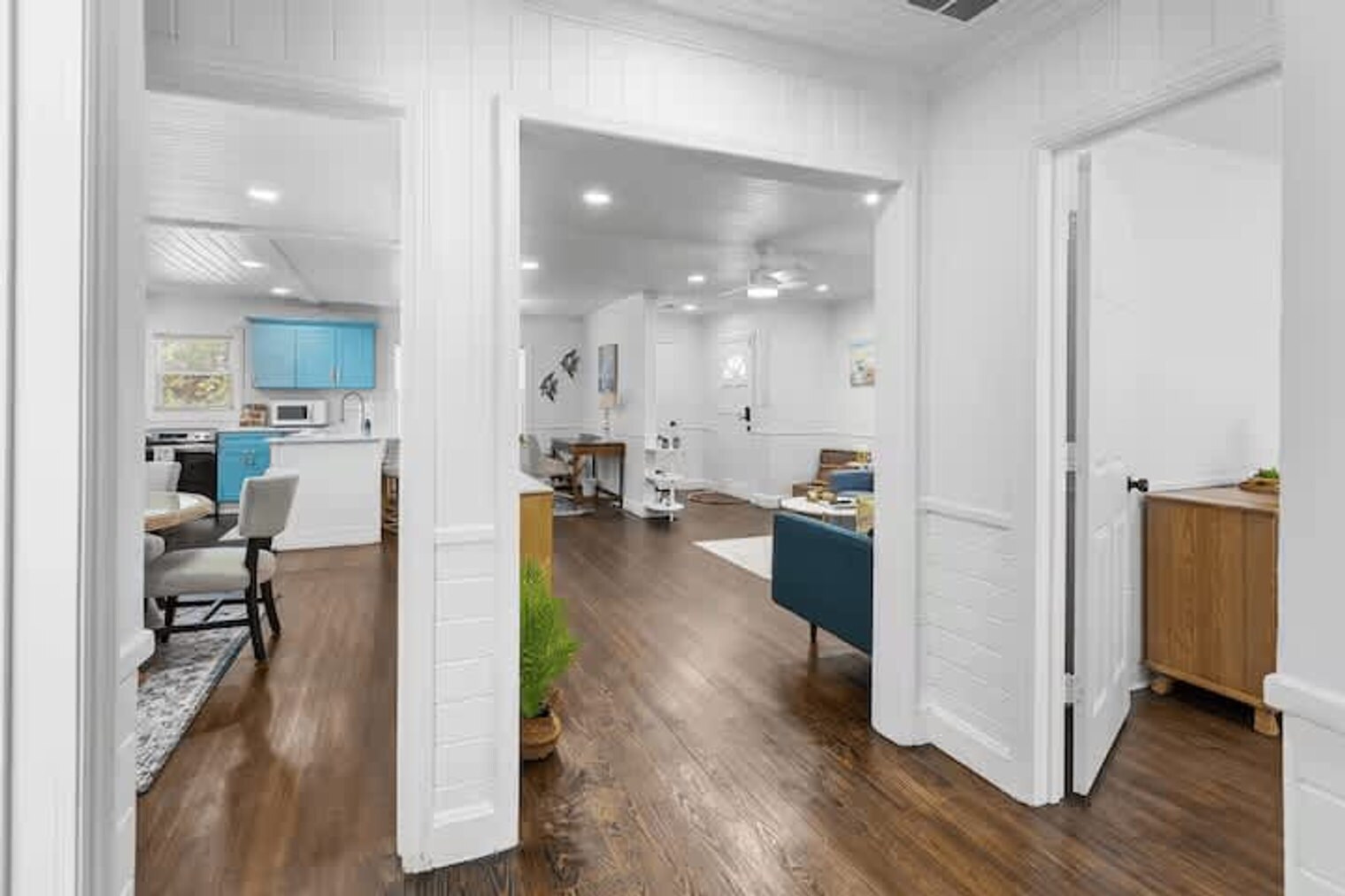 Building Photo - 1132 Carter Ave