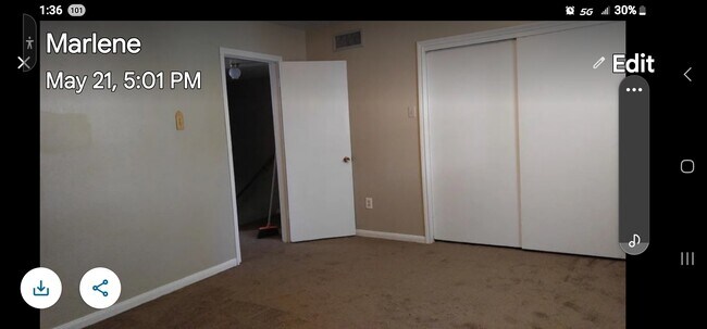 Building Photo - 419 Zinnia Ave