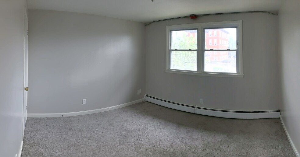 Bedroom 1 - 29 Woodbine St