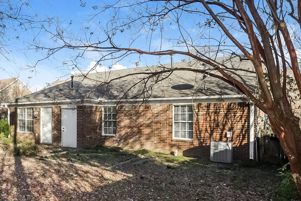 Building Photo - 2581 Arborgreen Cove