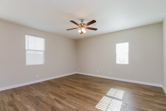 Building Photo - 5553 S Dillon