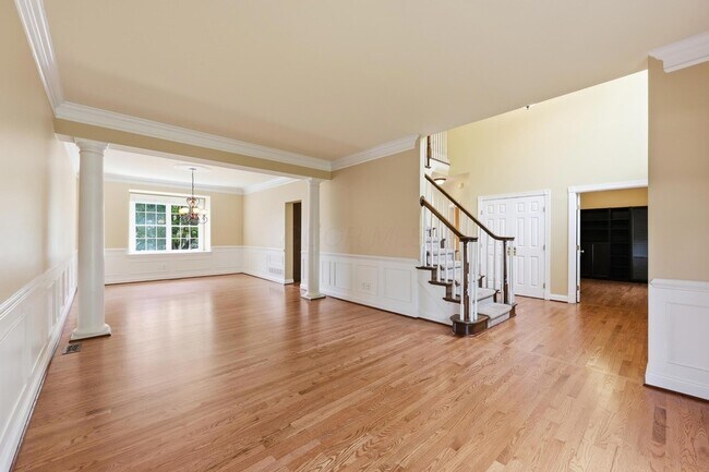 Building Photo - 4823 Vista Ridge Dr
