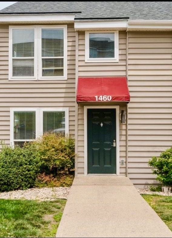 Building Photo - 1460 Devon Ln