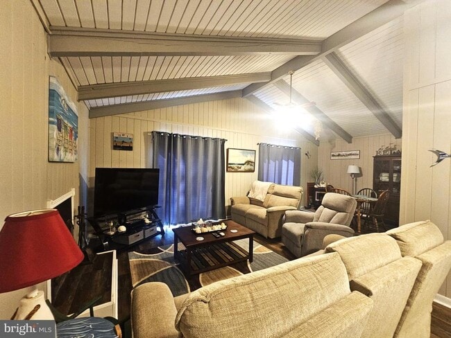 Building Photo - 37420 Neptune Dr