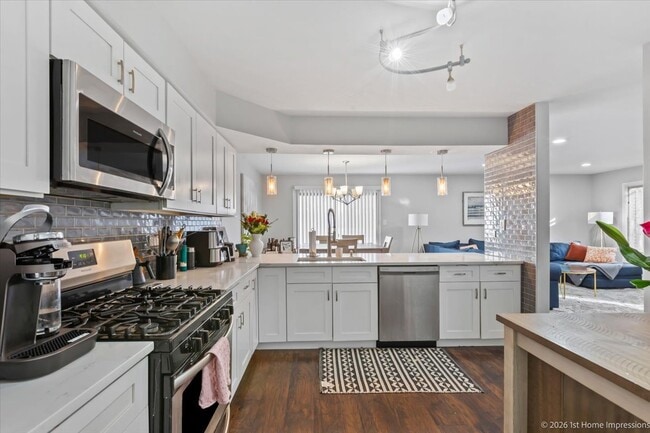 Building Photo - 6352 Orchard Dr