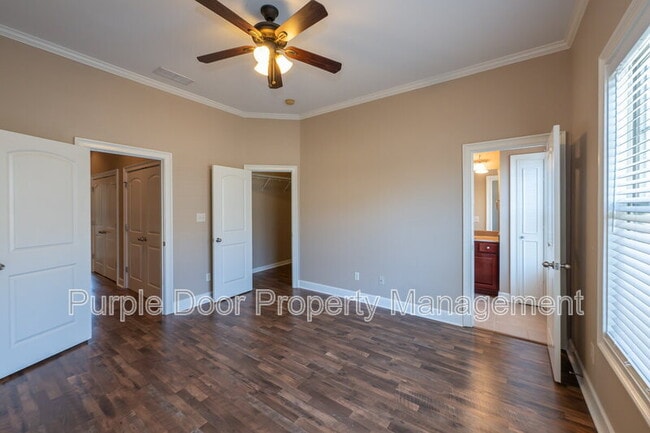 Building Photo - 913 Telfair Close