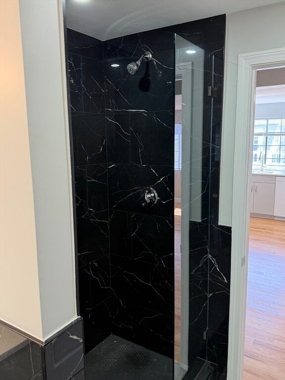 Building Photo - 292 Main St