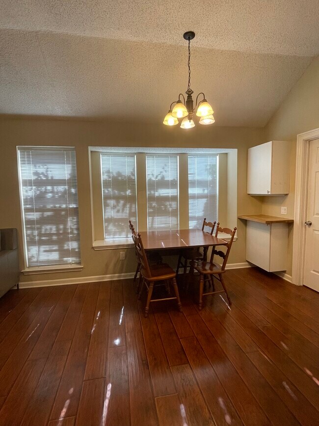 Building Photo - 2420 Creek Crossing Ct