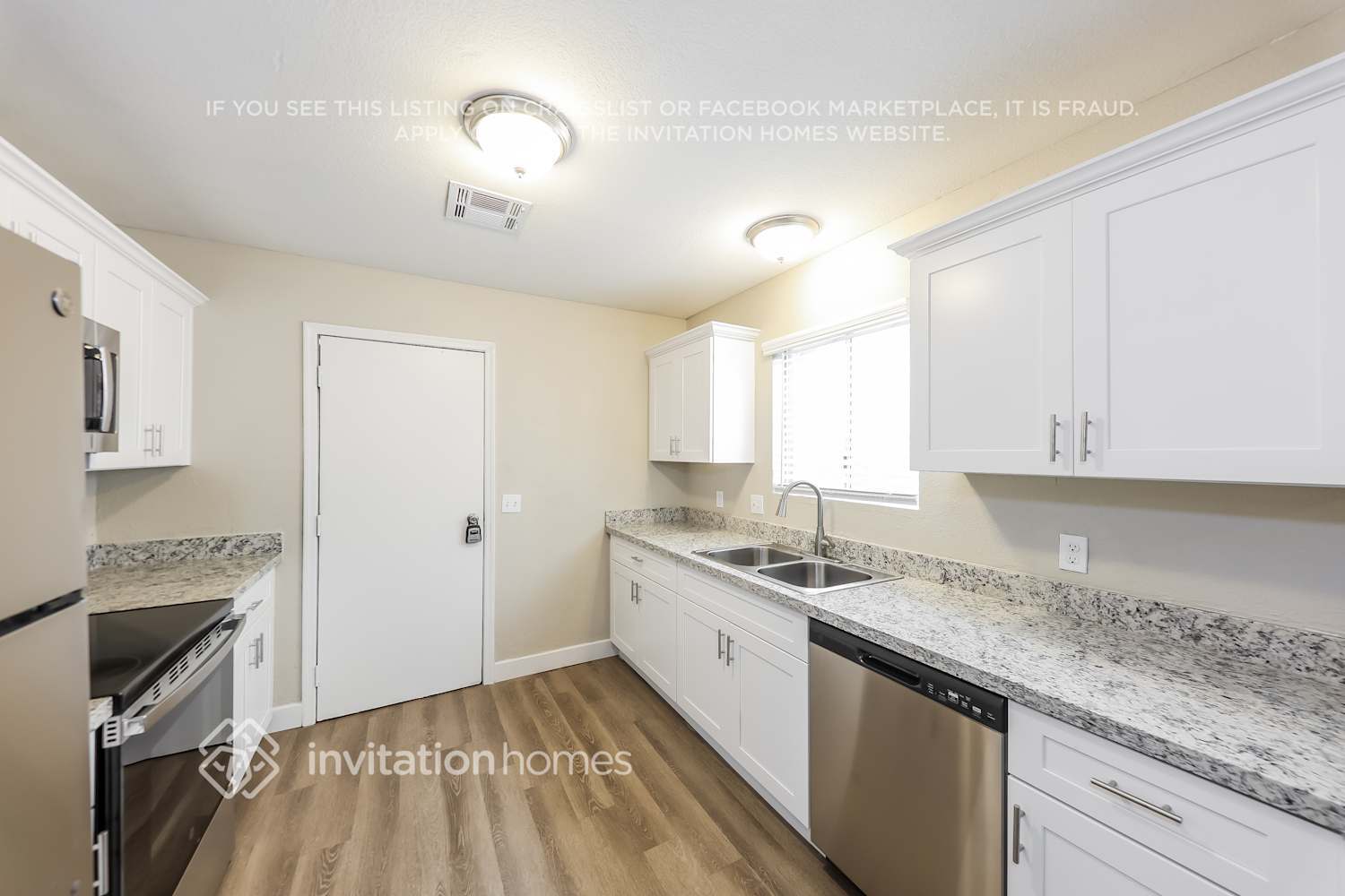 Building Photo - 2251 W Roeser Rd