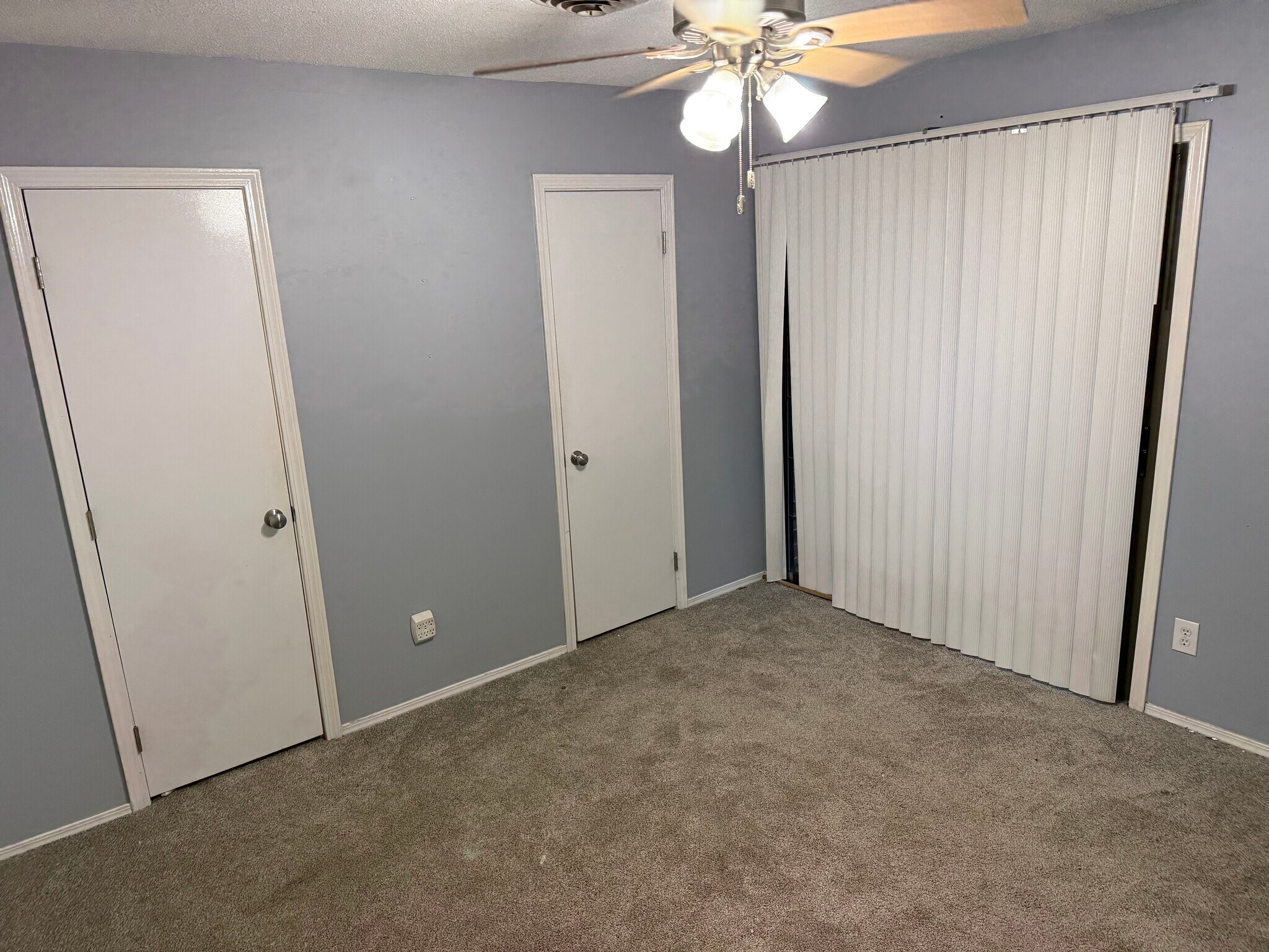 Building Photo - 720 Coventry Ln