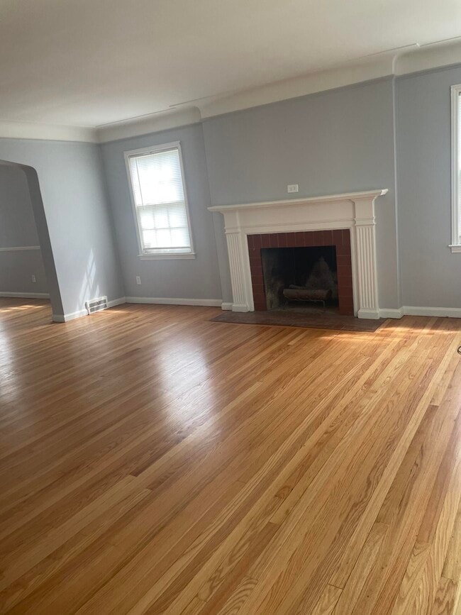 Building Photo - 17510 Wisconsin St